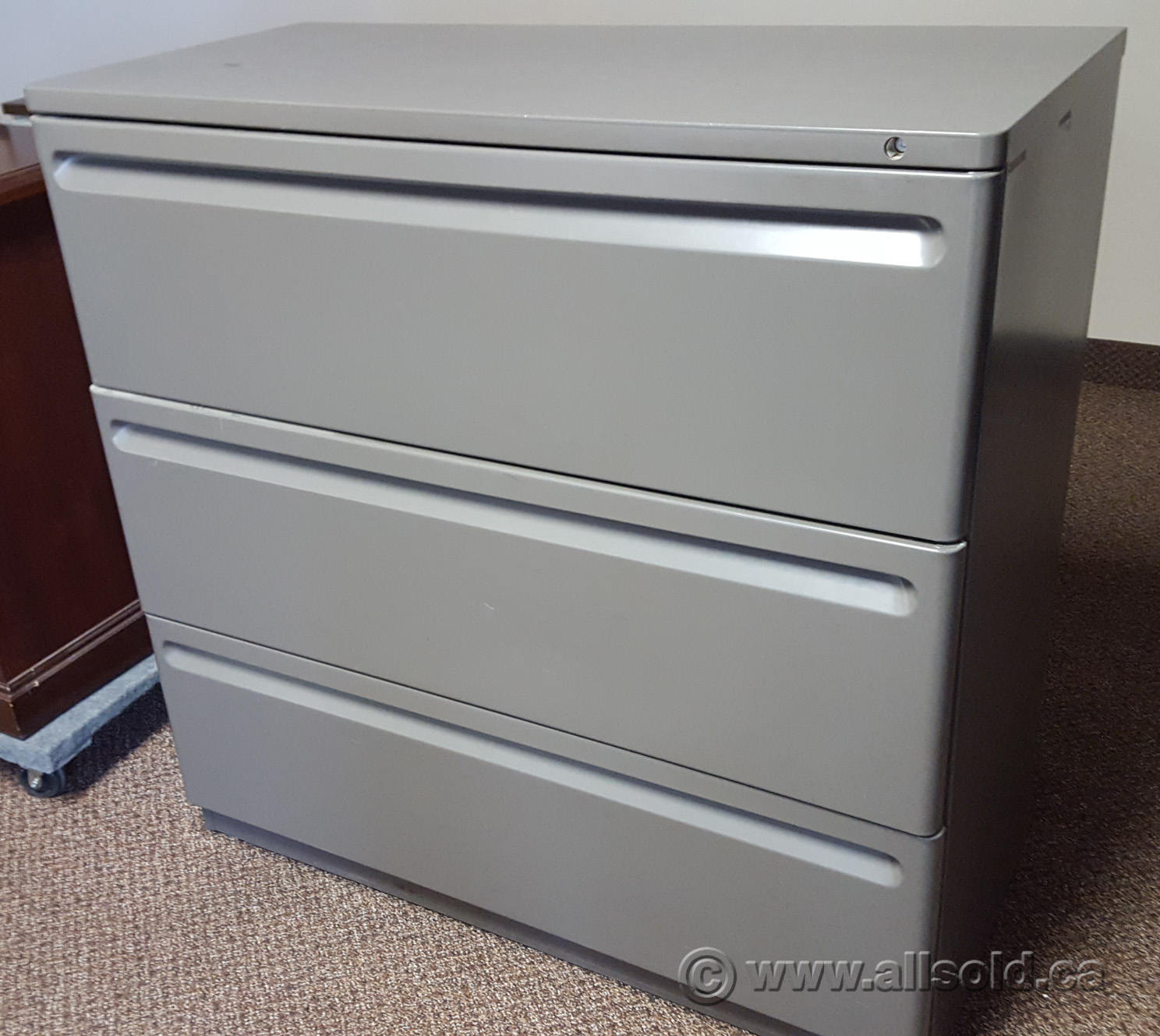 Herman Miller Grey 3 Drawer Lateral File Locking Allsold.ca